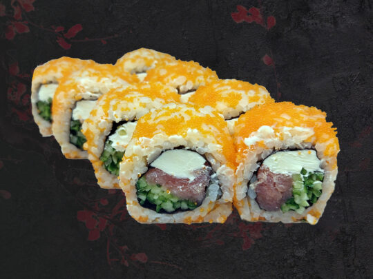 Калифорния в икре с тунцом